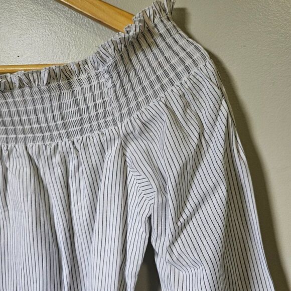 NWT EXPRESS PINSTRIPE BOATNECK SMOCKED/OFF SHOULDER BELTED SHORT DRESS SMALL - Picture 10 of 15